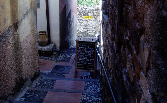 Un vicolo di Cervo