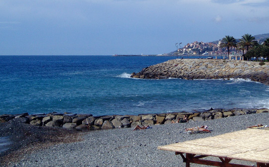 Onelia e Porto Maurizio sullo sfondo